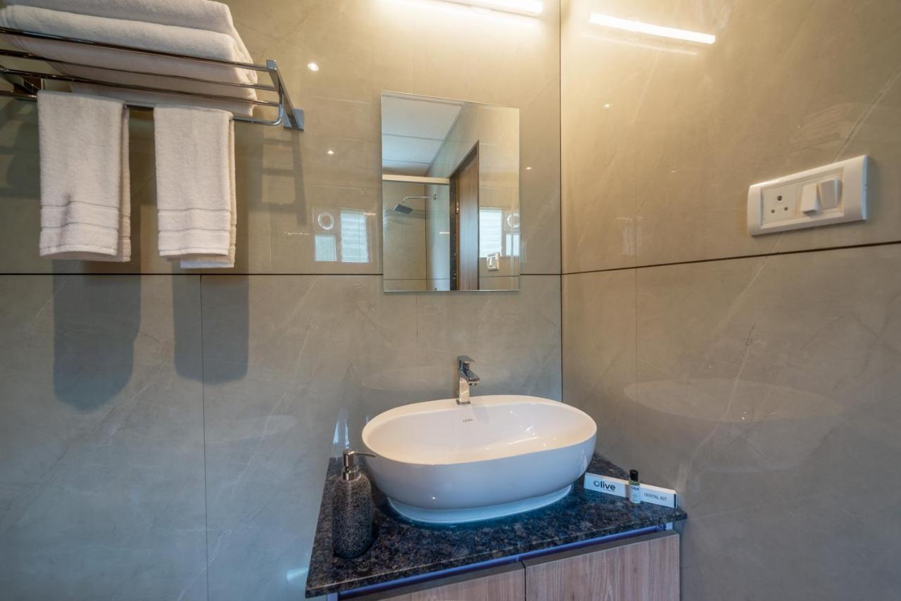 Olive Hotel Hal 2Nd Stage By Embassy Group バンガロール エクステリア 写真